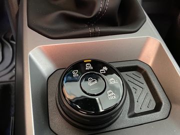 Dacia Duster III TCe 130 Extreme 4x4