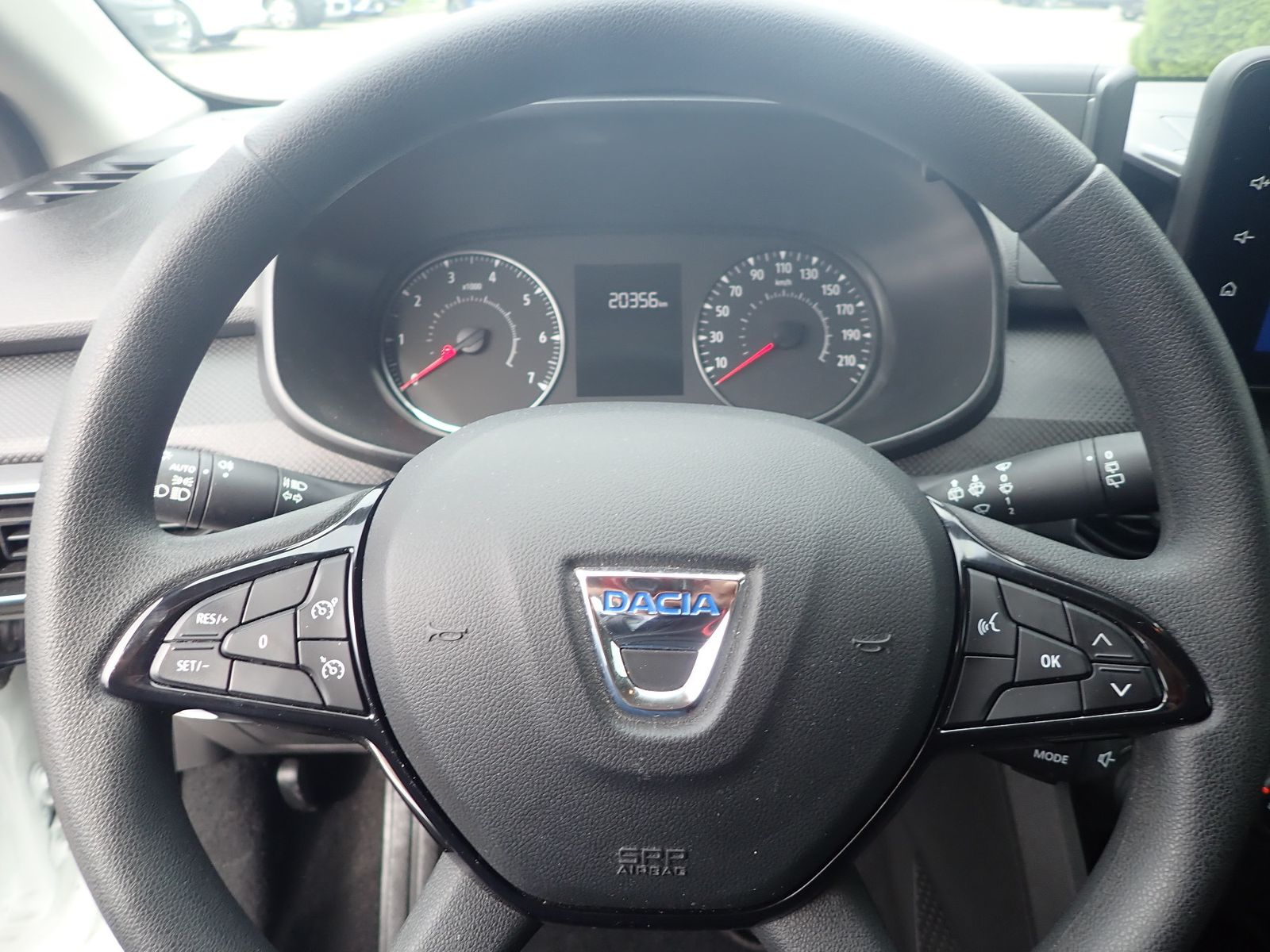 Fahrzeugabbildung Dacia Sandero Essential SCe 65