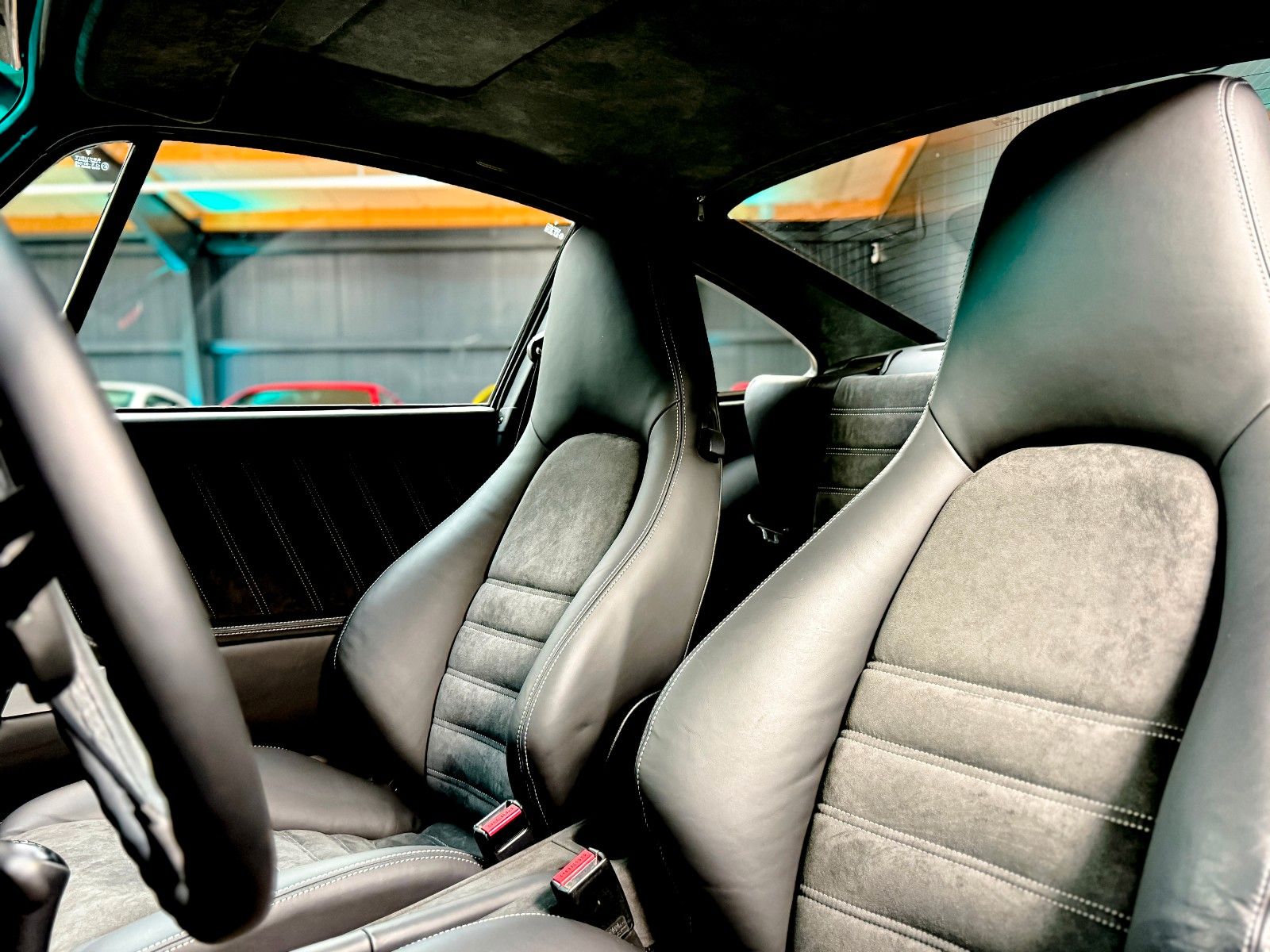 Fahrzeugabbildung Porsche 911 Kimaera 1 of 28