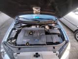 Ford Mondeo - Ford Mondeo aus 2005 mit Diesel-Antrieb