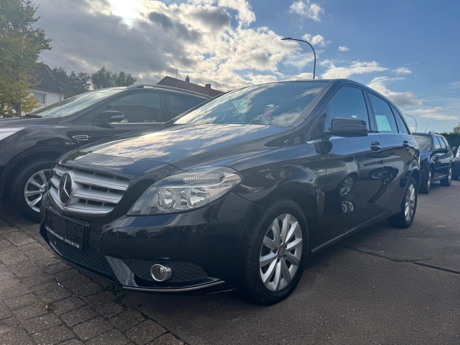 Mercedes-Benz B 180 B -Klasse/Steuerkette NEU/TÜV NEU/