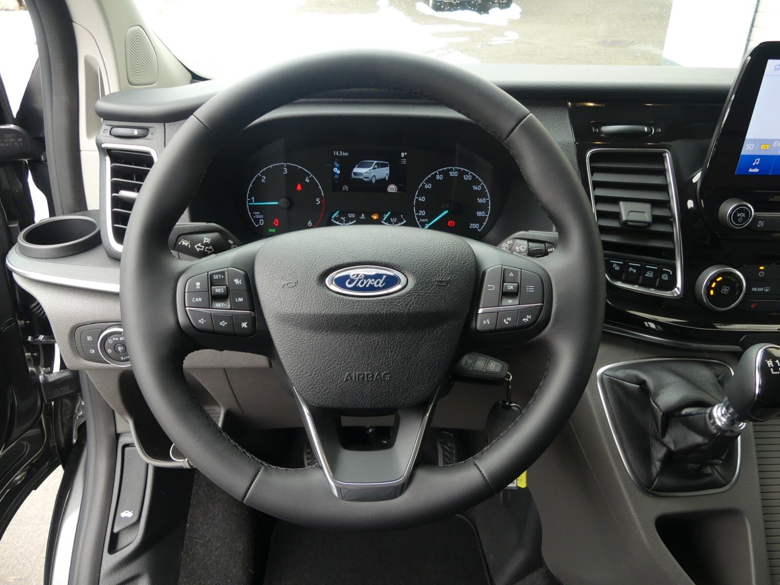 Fahrzeugabbildung Ford Tourneo Custom Kombi 320 L1 *ACC*Standheizung*
