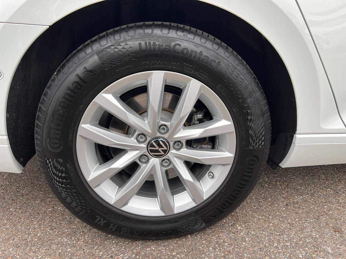 Passat Variant Business 2.0 TDI DSG RFK ACC NAVI