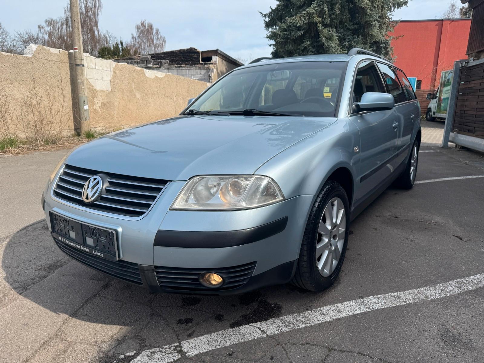Volkswagen Passat Variant 2.3 V5 Comfortline | HU bis 12.26
