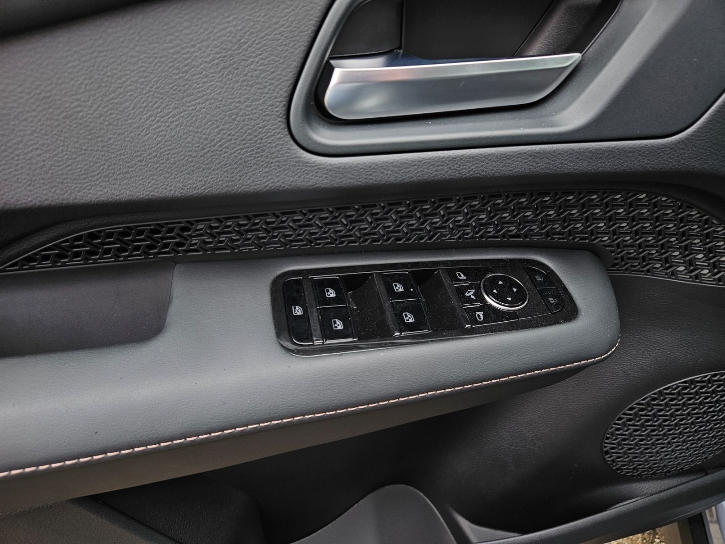 Nissan Ariya - Bild 19