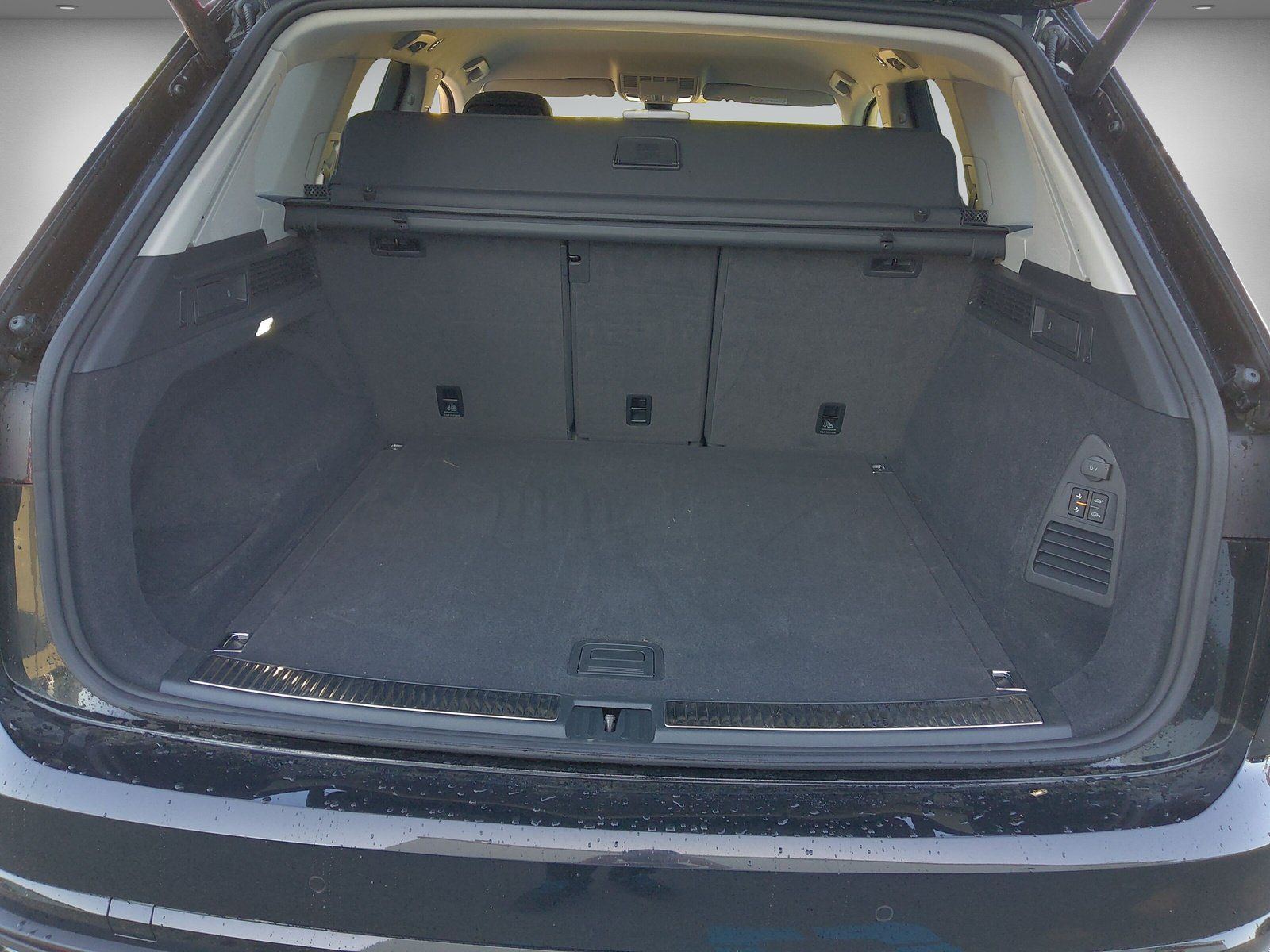 Volkswagen Touareg - Bild 14