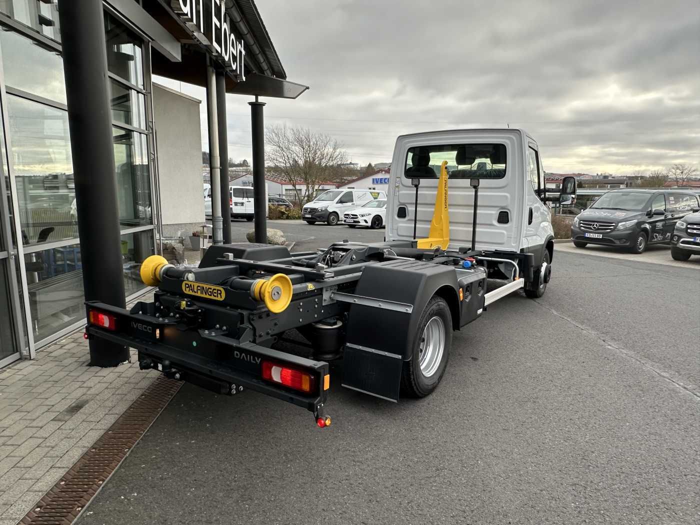Fahrzeugabbildung Iveco Daily 70C18 3.0L Abrollkipper *AHK*Luft*Sperre*