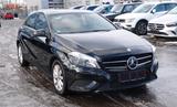 Mercedes-Benz A 180*BlueEfficiency*Style*Navi*Teilleder*PDC - gebrauchte Kleinwagen in Aalen