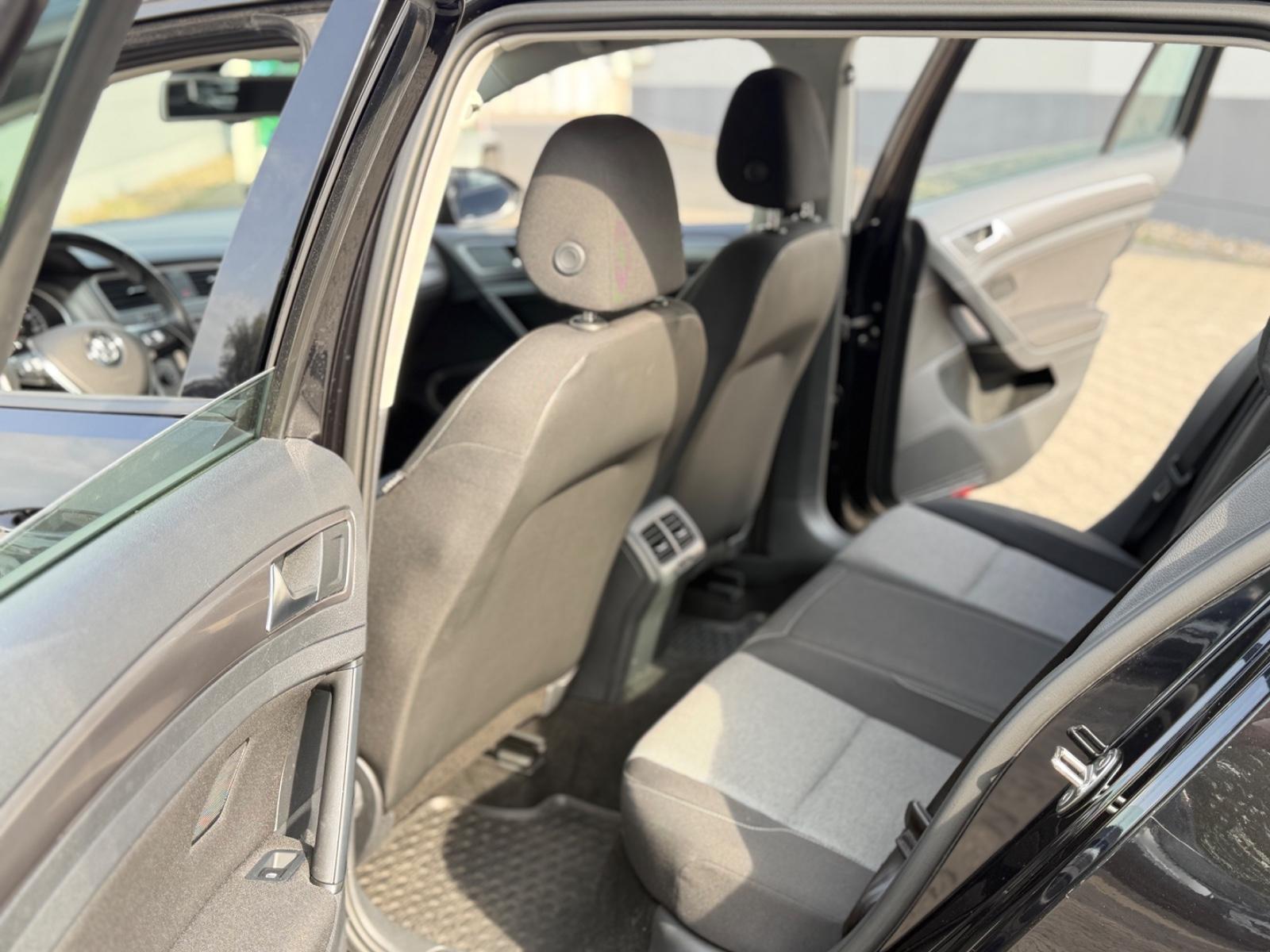 Volkswagen Golf VII Variant Trendline BMT