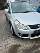Suzuki SX4  - silber - gebrauchte Suzuki SX4 aus dem Jahr 2007