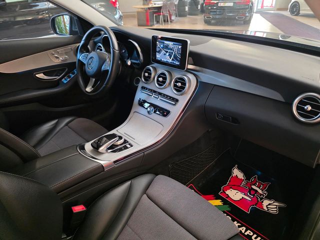 MERCEDES-BENZ C 220 — Foto 20
