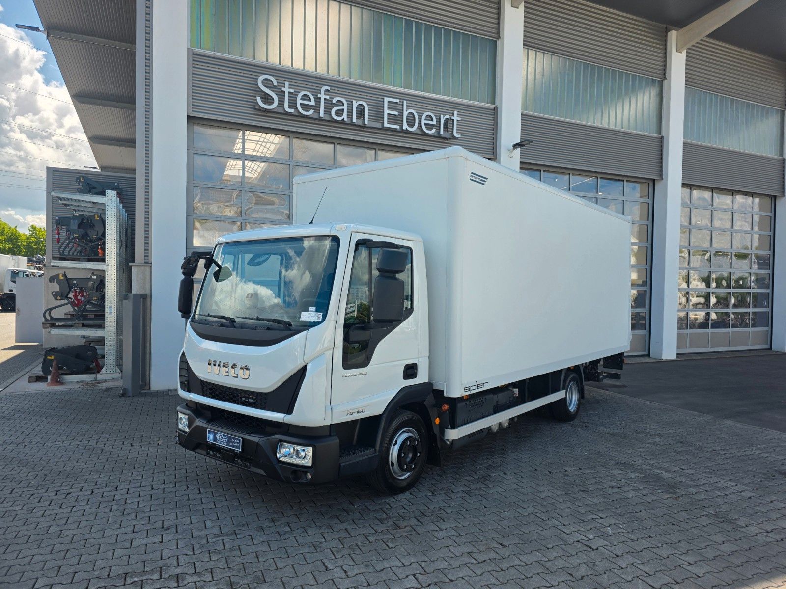 Fahrzeugabbildung Iveco Eurocargo ML75E16 LBW 1.000kg Klima Schalter