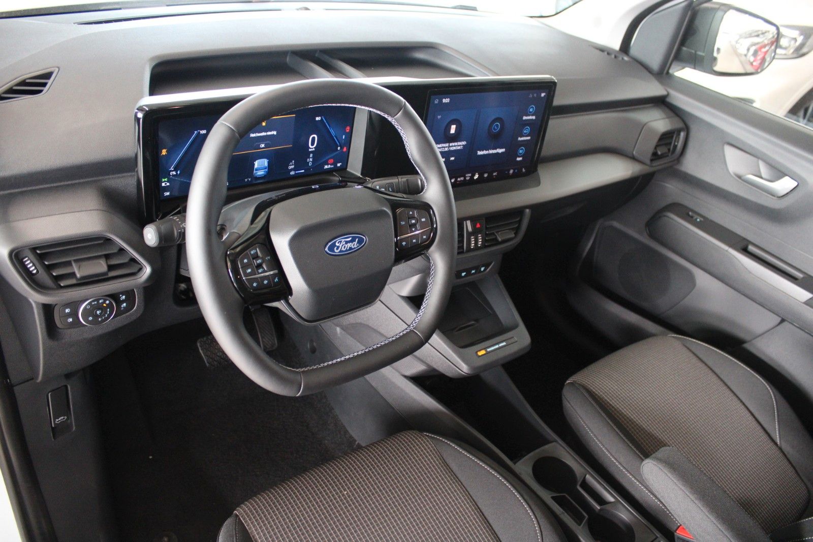 Fahrzeugabbildung Ford Tourneo Courier BEV TREND FahrerAss2 + WinterPak