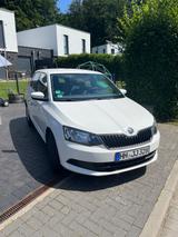 Skoda Fabia III - sparsames Auto in Top-Zustand - Skoda Fabia: Iii