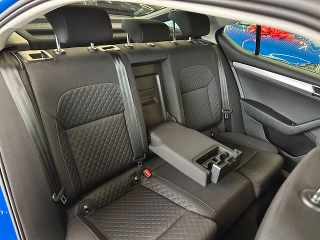 Skoda Superb Lim. Ambition *Navi*Virtuel*MwSt*