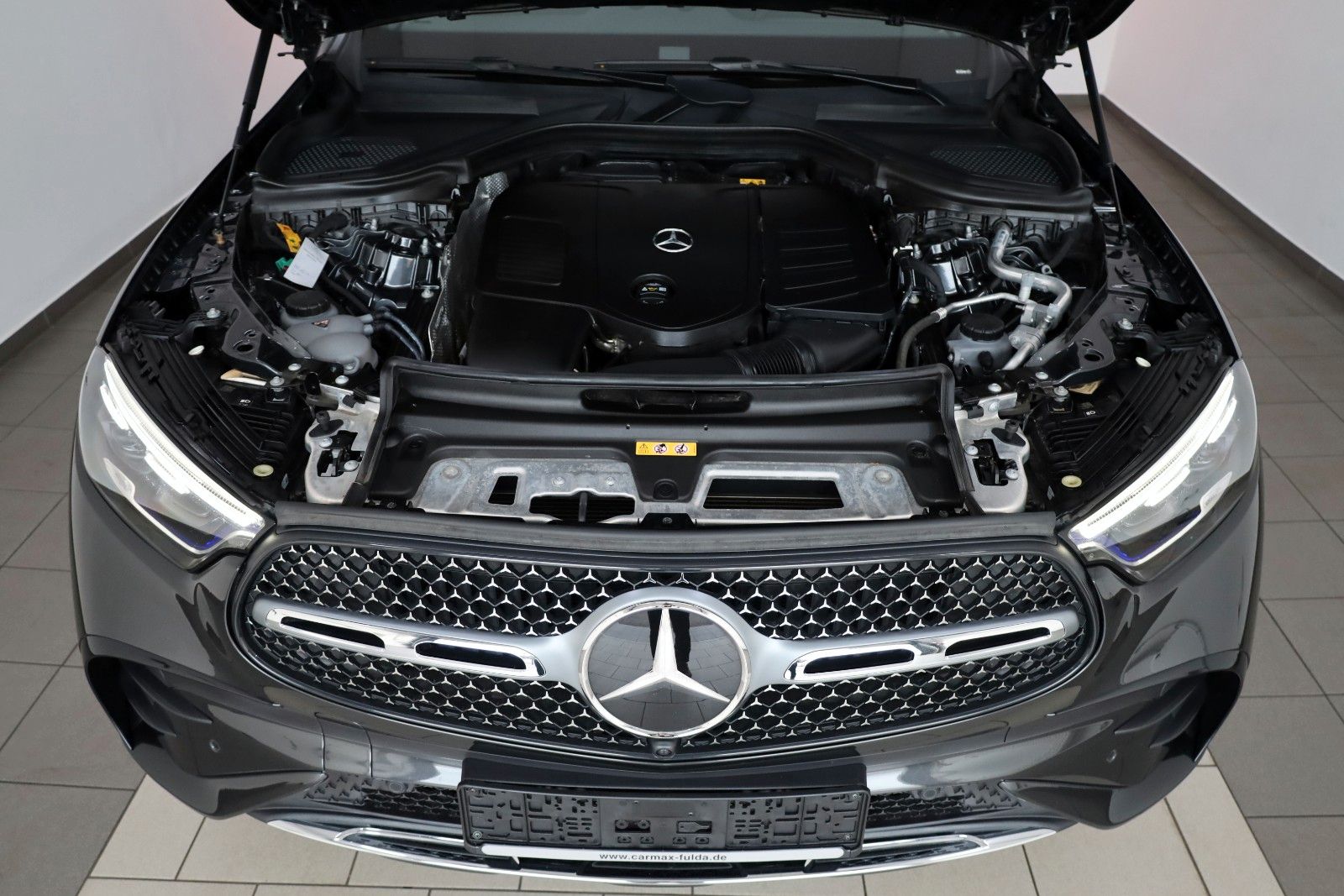 Fahrzeugabbildung Mercedes-Benz GLC 300 e 4M,AMG-line,Navi,LED,SH,Kamera,ACC +WR