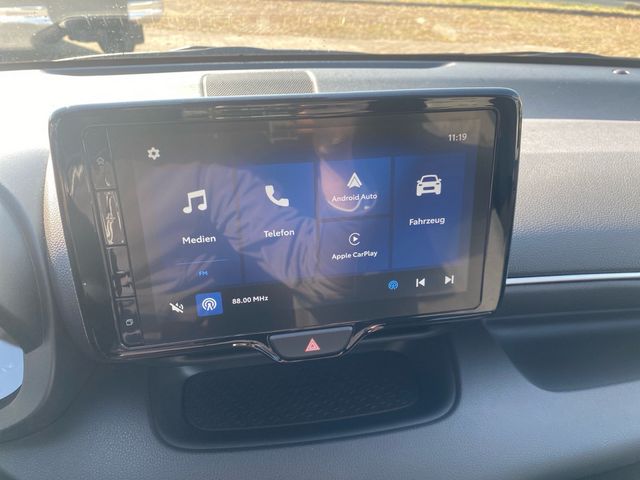 Yaris 1.5 Style KLIMA RÜCKFAHRKAMERA ACC LED