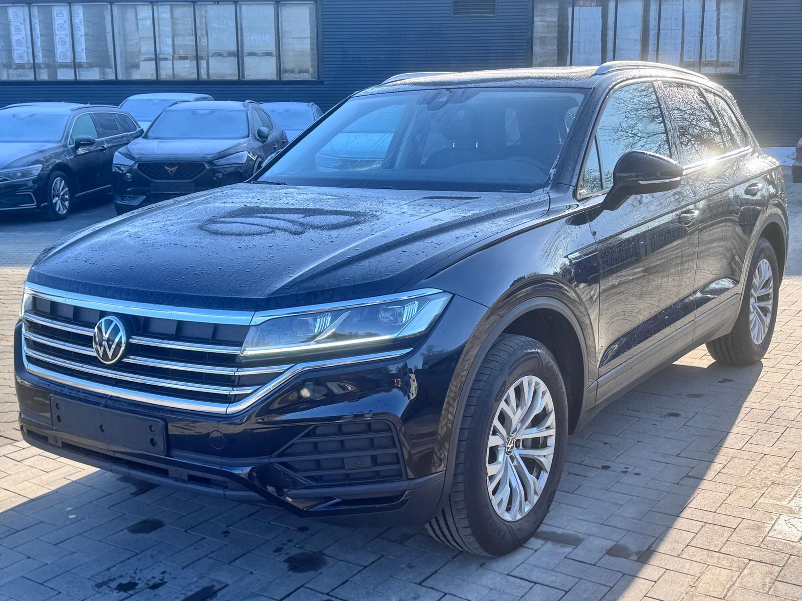 Volkswagen Touareg 4Motion 3.0 V6 TDI /AHK/PANO/LANE/TEMPO/