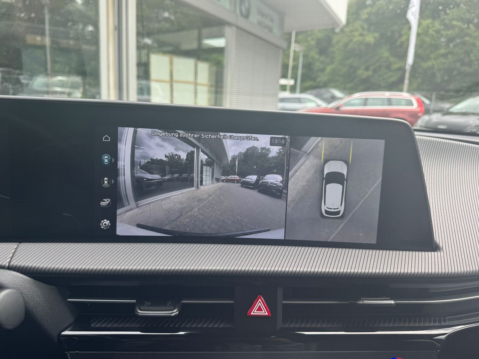 Fahrzeugabbildung Kia EV6 GT-Line 4WD WERKSGA+PANO+MEMO+HEAD+ACC+360°