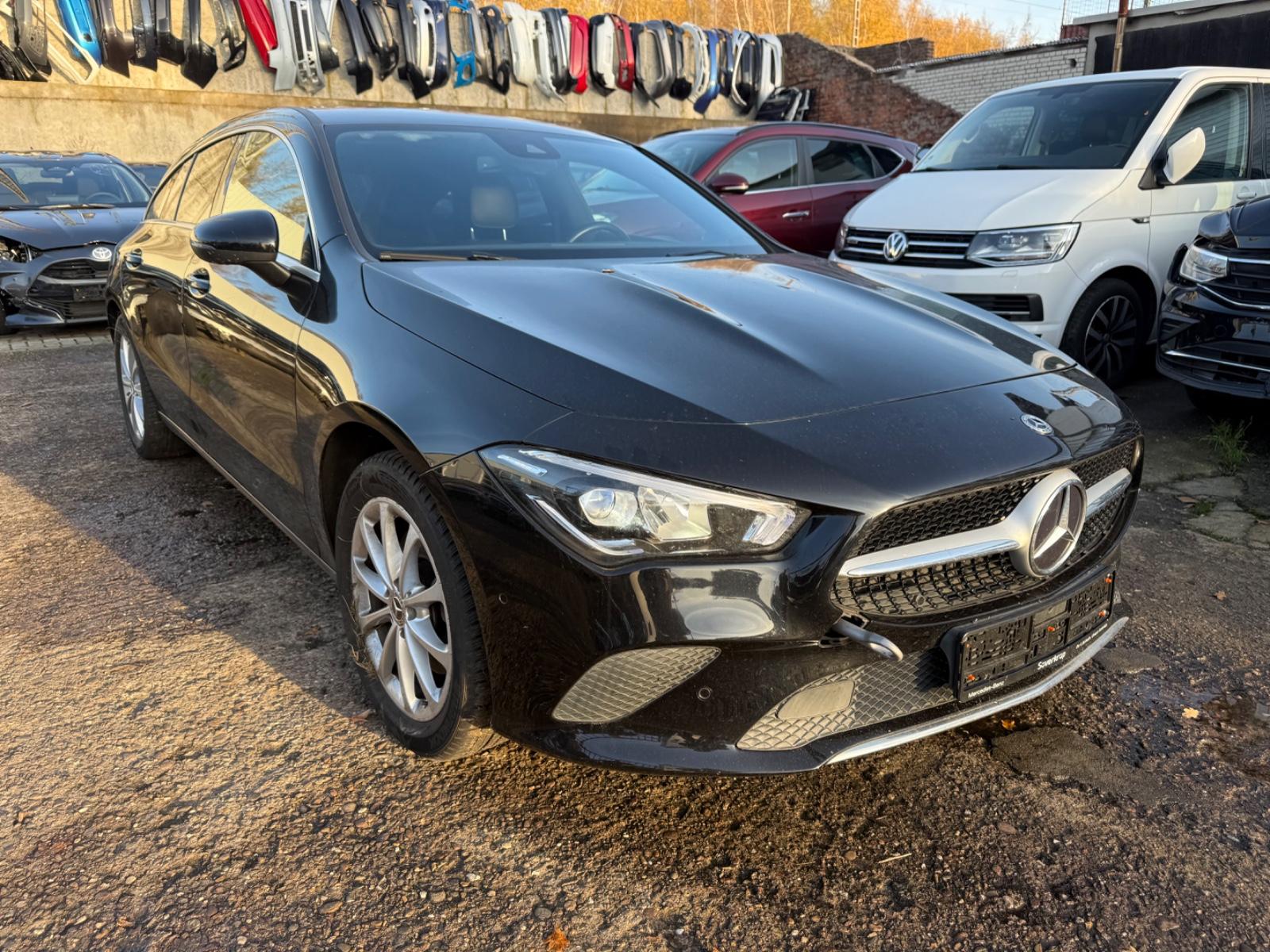 Mercedes-Benz Shooting Brake CLA 220 d Progressive