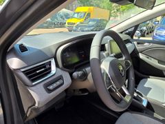 Fahrzeugabbildung Clio V Evolution 1.6 E-TECH Hybrid 145 EU6e Rück