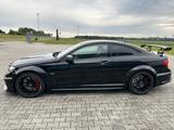 Mercedes-Benz C 63 AMG Black Series Coupé - Mercedes-Benz C 63 AMG: Schwarz, Series