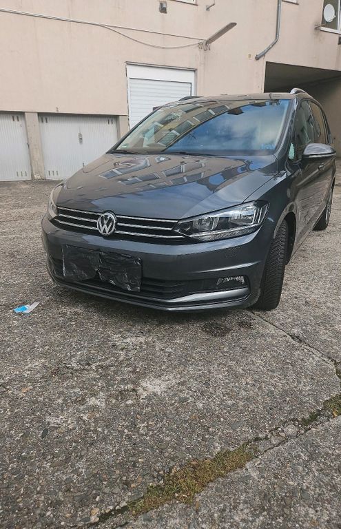 Image of Volkswagen Touran