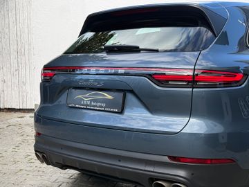 Porsche Cayenne - 7
