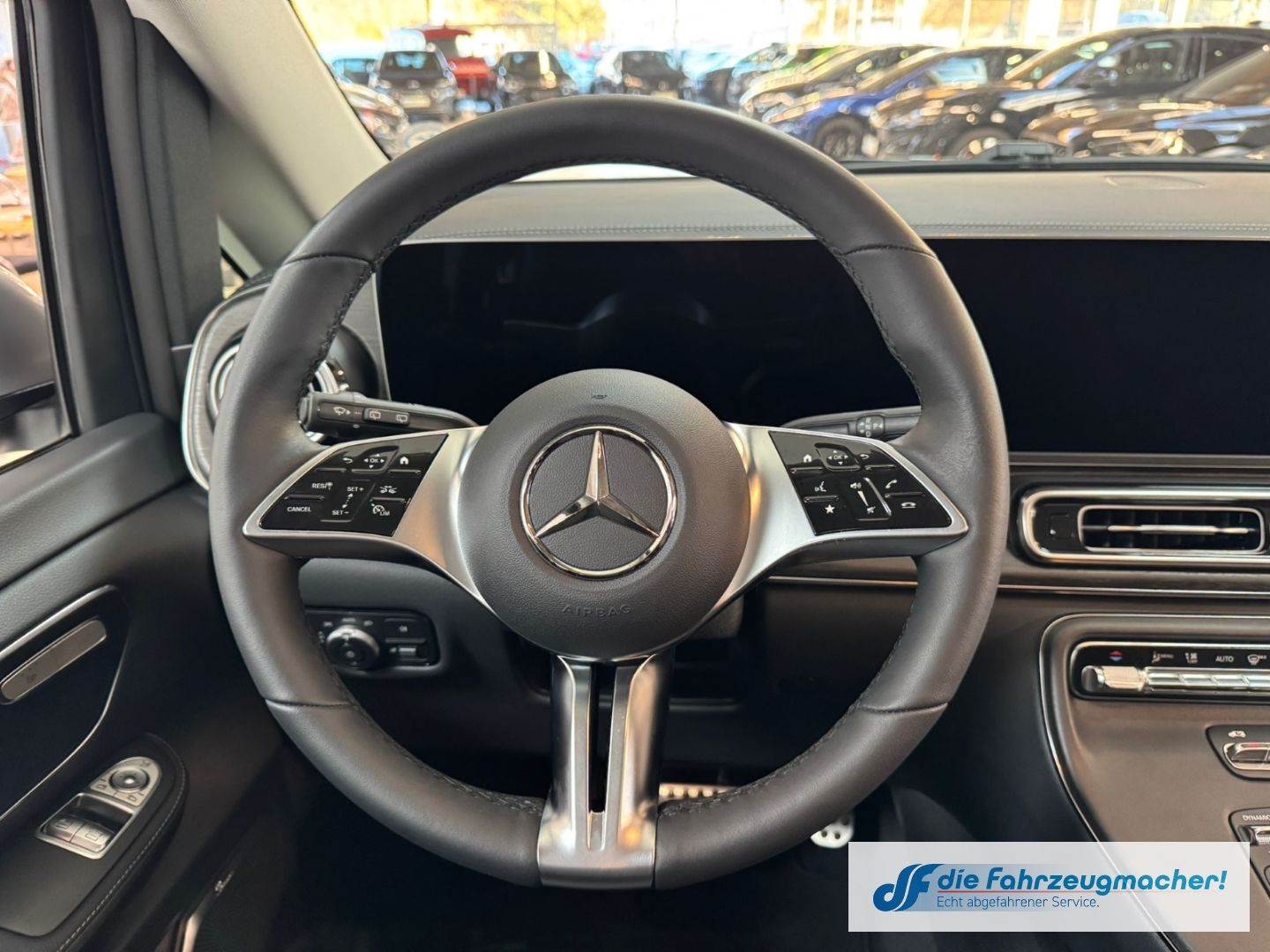 Fahrzeugabbildung Mercedes-Benz V 250 d 4MATIC AVANTGARDE lang LuftF. Pano 360 A