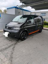 Volkswagen T5 Multivan mit TÜV bis  11/27 zu verkaufen - VW T5 Multivan in Lübeck