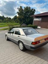 Mercedes-Benz 190 Mercedes Benz 190 E 1,8 Automatik H-Zul..... - Mercedes-Benz 190 Gebrauchtwagen in Stuttgart