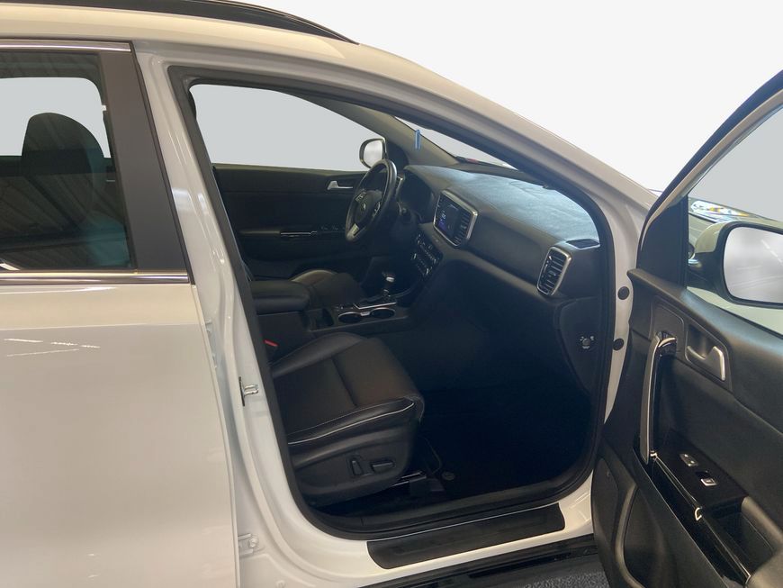 Kia Sportage 1.6 CRDI AWD DCT Black Edition|JBL|LED foto 13