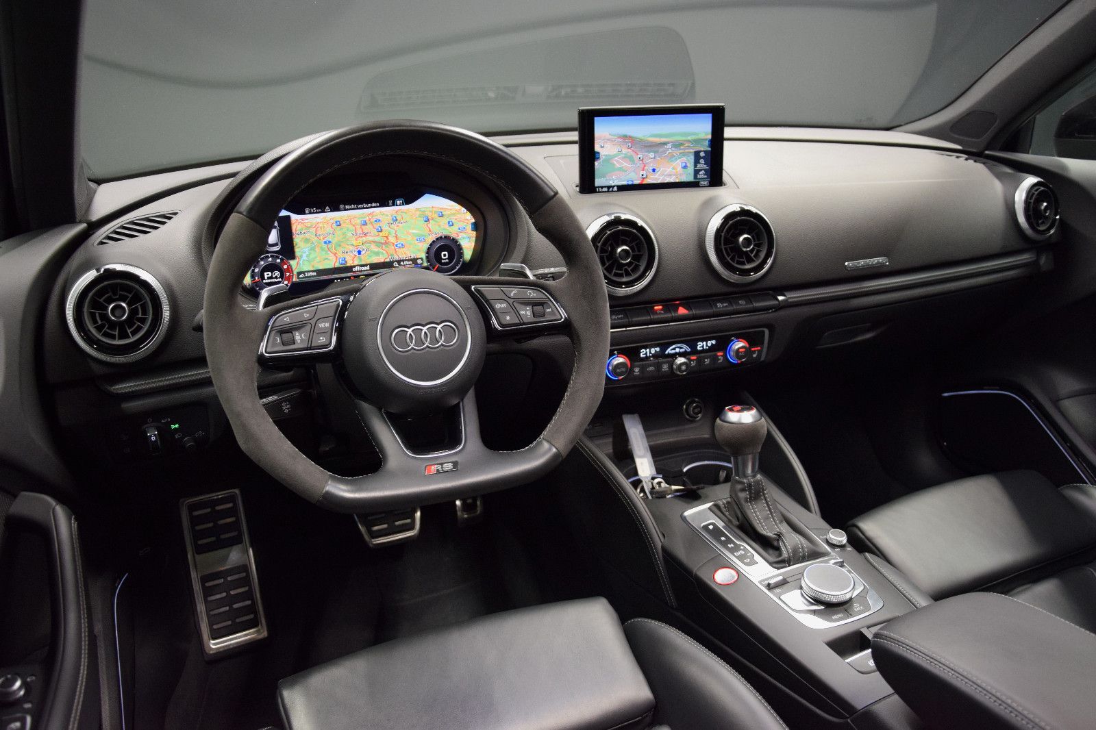 Fahrzeugabbildung Audi RS3 Sportb quattro Pano B&O RS-Sitze Virtual LED