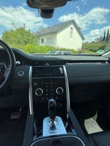 Land Rover Discovery Sport D180 AWD Automatik SE  - Land Rover in Freiburg