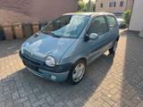 Renault Twingo 1,2l 16V - wenig Km - AUTOMATIK - H... - Renault Twingo mit Benzin-Antrieb: Kleinwagen, Automatik, 1.2