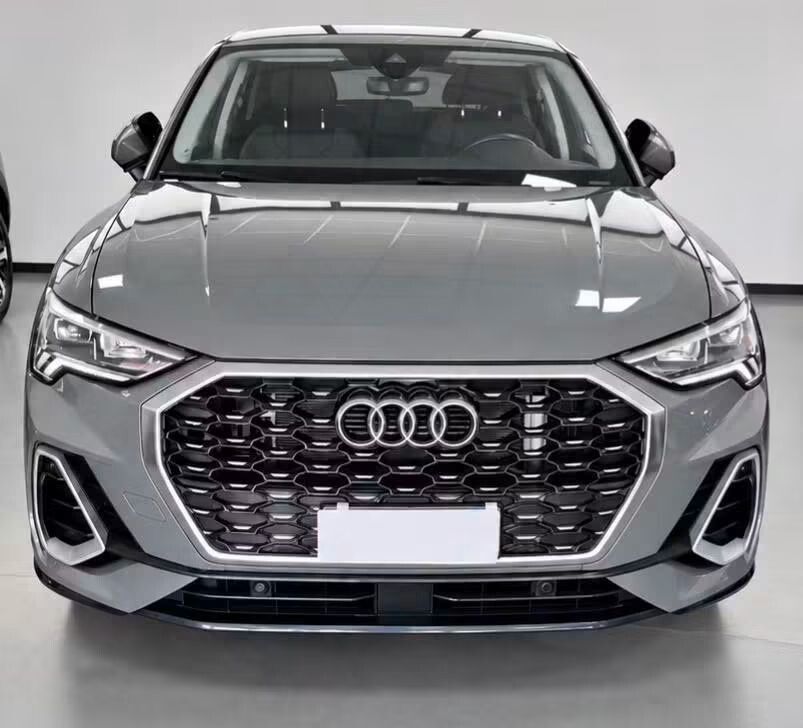 Image of Audi Q3