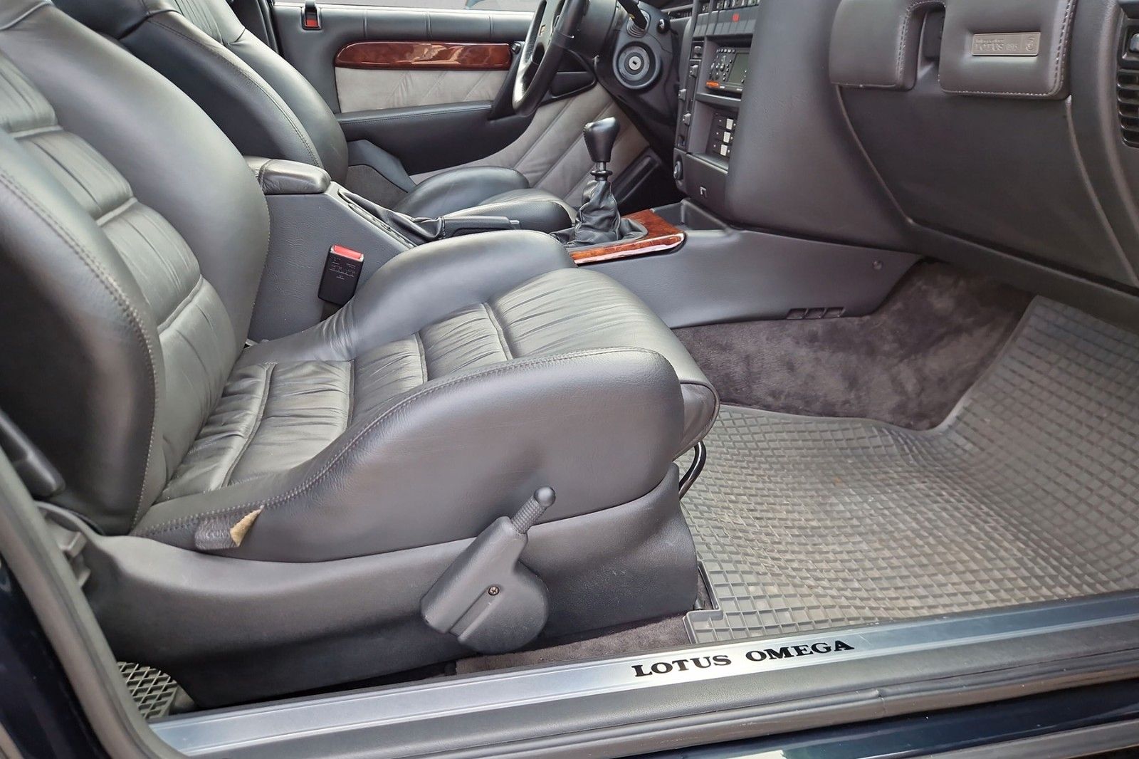 Fahrzeugabbildung Opel Lotus Omega *1. Hand*dt. Auto*Sammlerzustand*