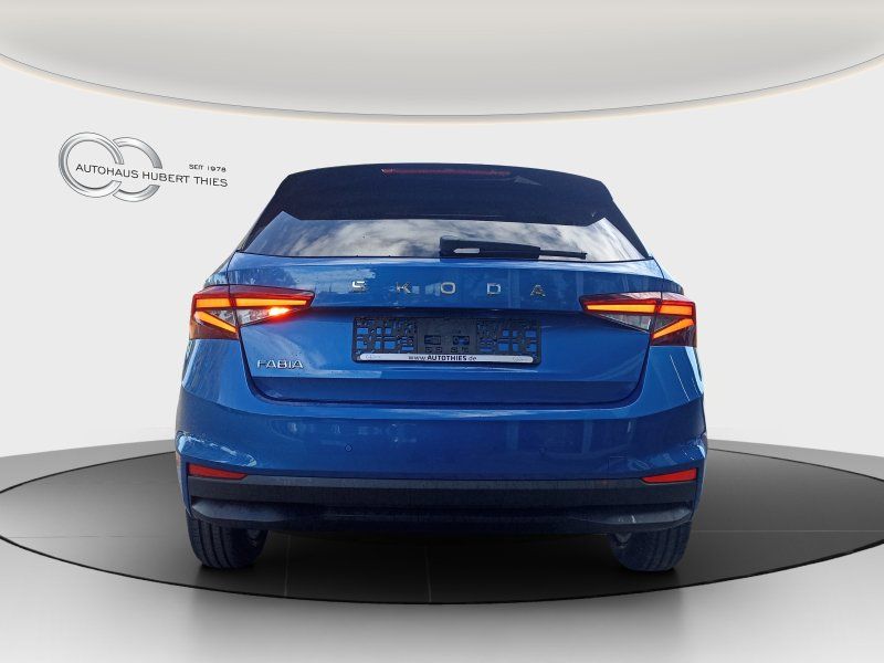 Fahrzeugansicht 6 Fahrzeugabbildung SKODA Fabia 1.0 TSI Selection DSG ACC+SMART-LINK+PDC+