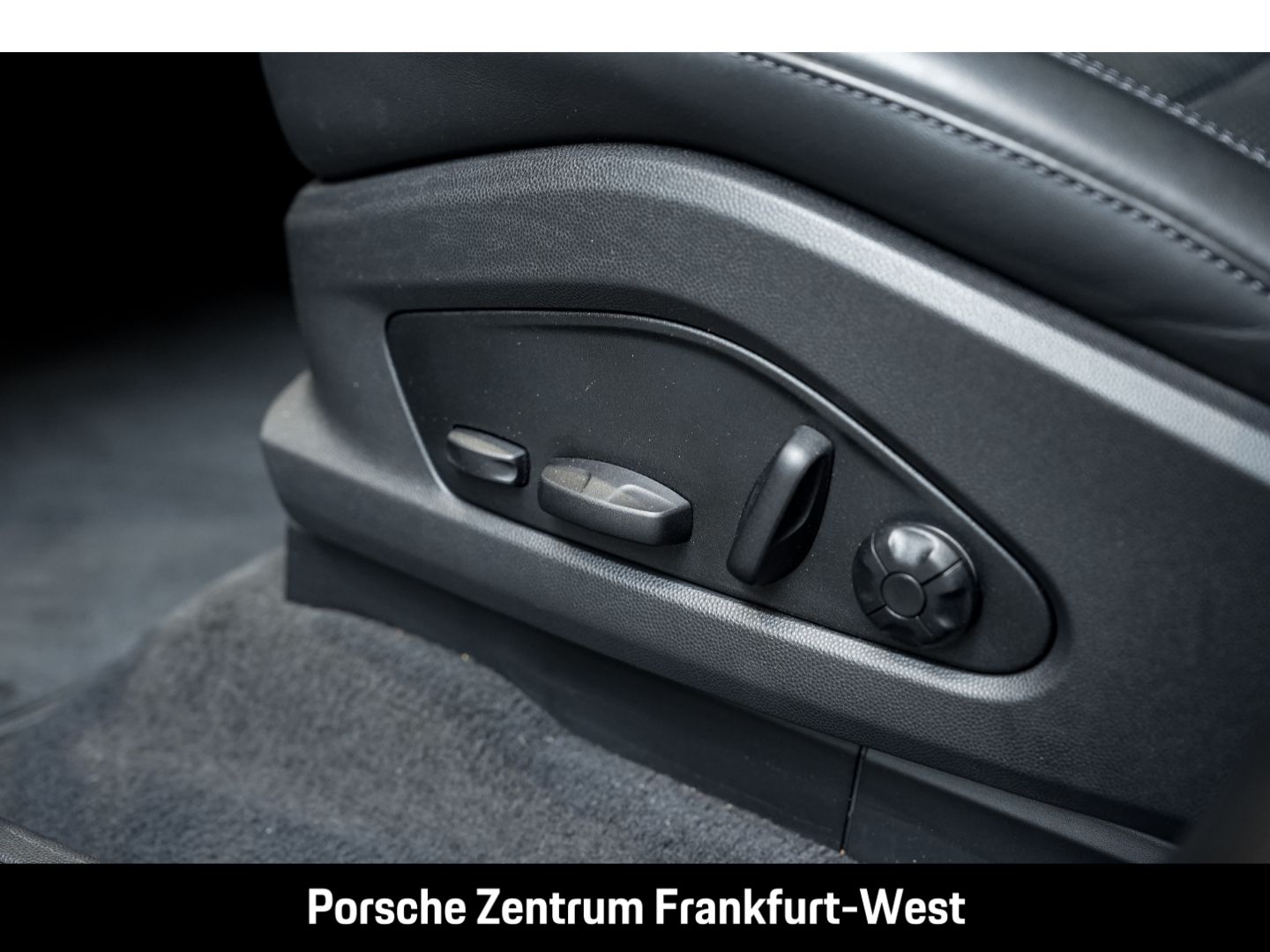 Porsche Macan 4 Head-Up Surround-View BOSE Luftfederung foto 8