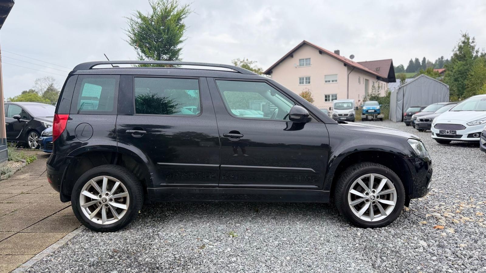 Skoda Yeti 2.0 TDI 4x4 DSG Elegance 140ch - 2 ème main - Pneus toutes saisons - Bi-xénon - Carnet entretien