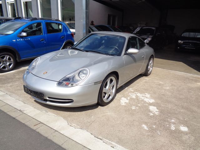 Porsche 996 Carrera Coupé 64 TKm Navi Schiebedach Klima