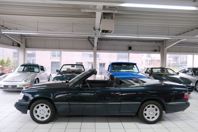Fahrzeugabbildung Mercedes-Benz E 200 Cabriolet Aut./Sitzhzg./Sehr schöner Zust.