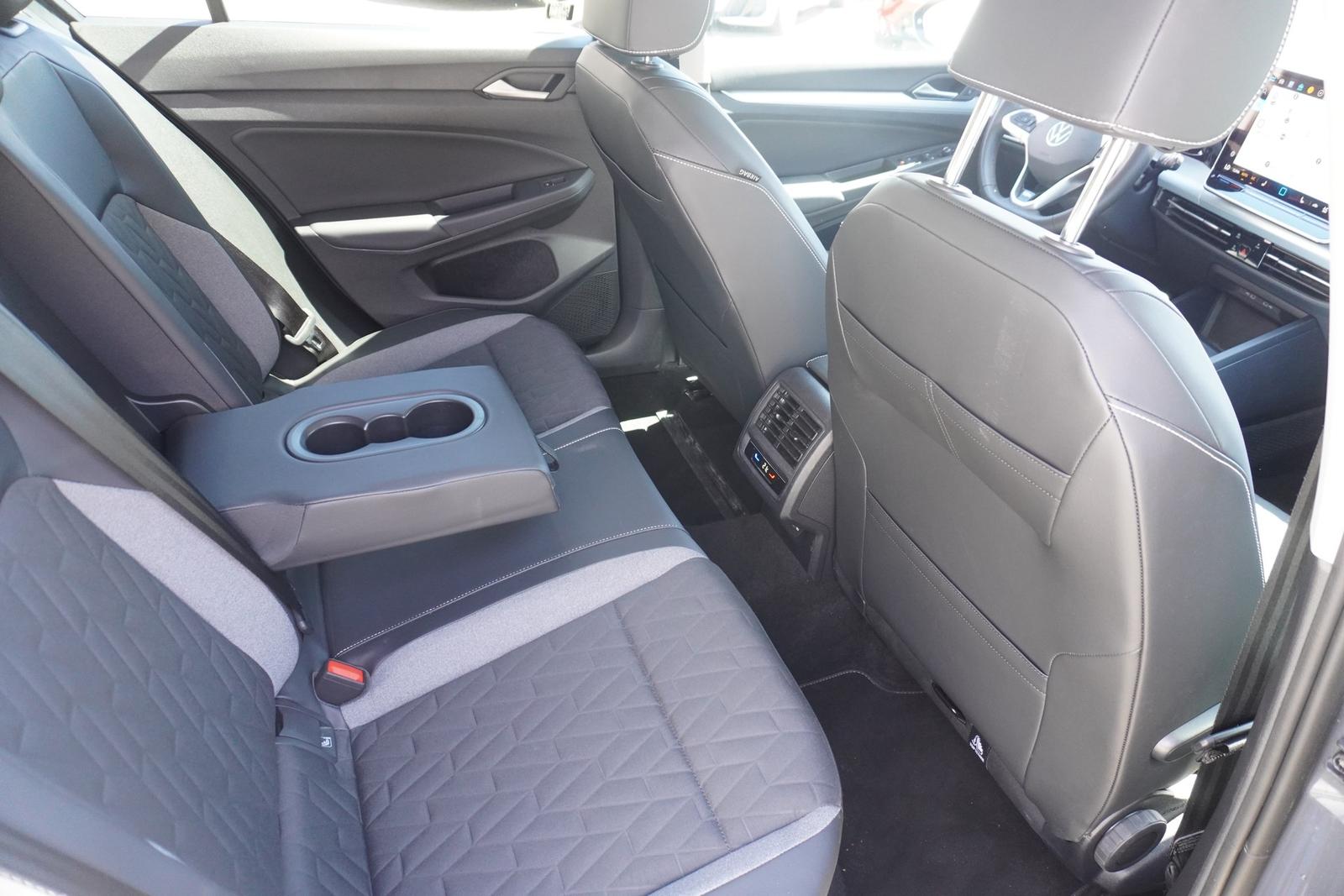 Volkswagen Golf VIII 1.5 eTSI Goal LED Navi App-Connect ACC, миниатюра 30