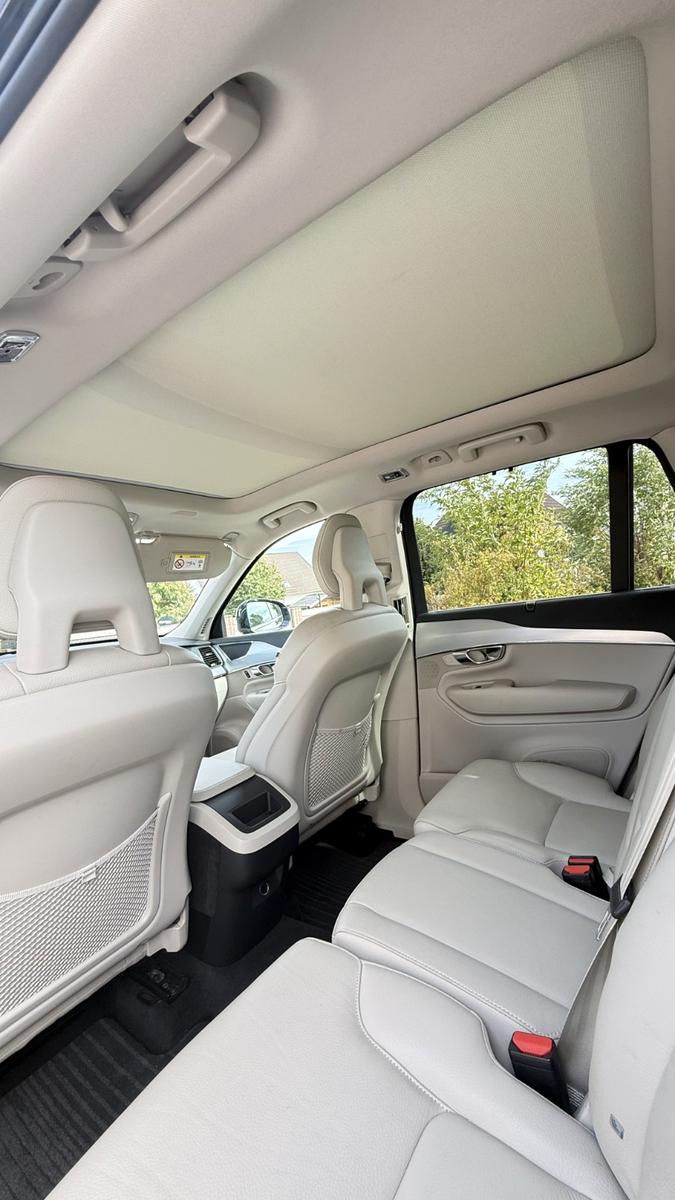 Volvo XC90 D5 AWD Momentum / Luftfederung, AHK, MwSt