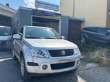 Suzuki Grand Vitara 1.6 Comfort 4X4 - Suzuki Grand Vitara: V6