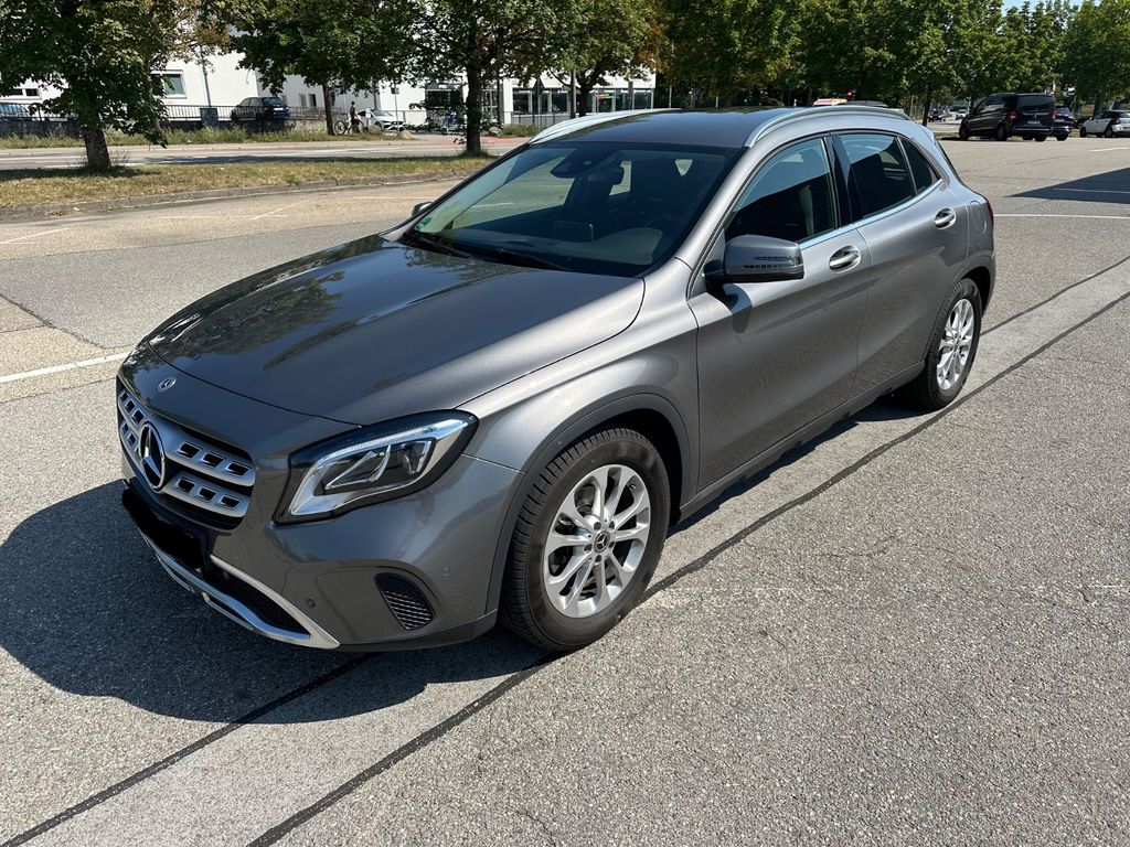 Image of Mercedes-Benz GLA 180