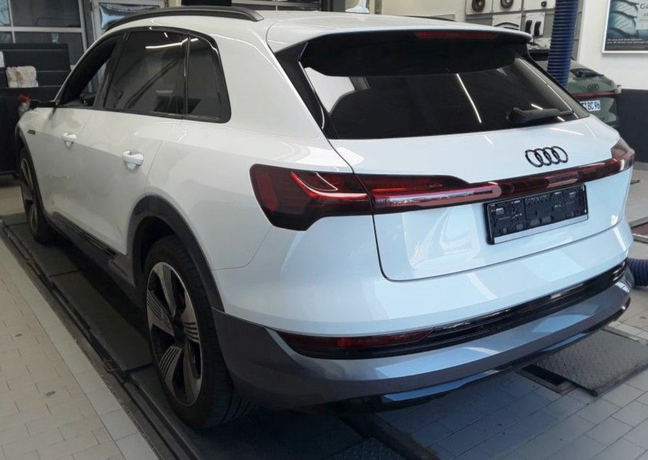 Audi e-tron 55 Quattro 408PS MATRIX HEAD-UP BANG&OLUF imagem 2