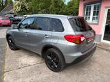 Suzuki Vitara 1.4 S 4x4 - Suzuki Vitara: Geländewagen