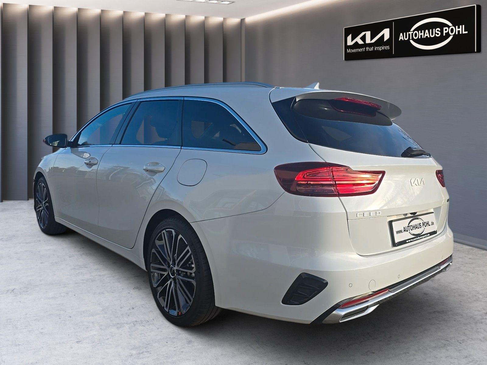 Fahrzeugabbildung Kia CEED_SW 1.5T 140 DCT7 GTL TEC 18Z