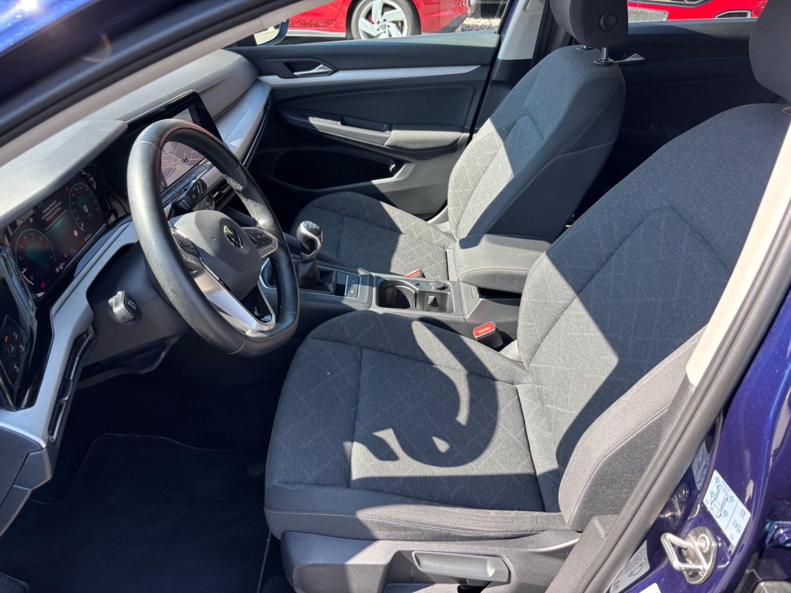 Volkswagen Golf VIII Lim. Life,Navi Pro,Winter-Paket,LED, миниатюра 9